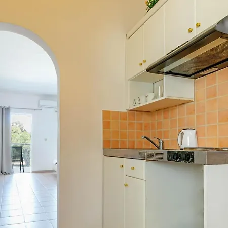 מלון Porto Marina 3*