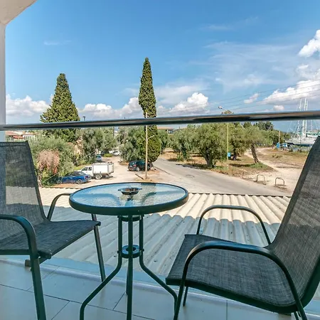 מלון Porto Marina 3*