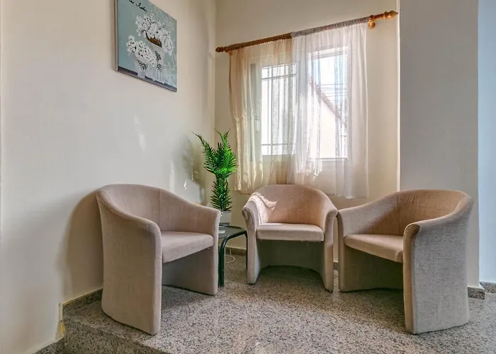 Porto Marina Hotel